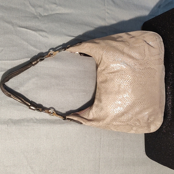 Coach Purse - Picture 3 of 7